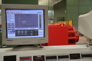 Strumenti di controllo al collaudo dell'alternatore presso la Marelli Motori